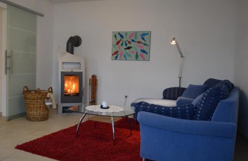 Bad Muenstereifel Apartment | Pet-Friendly Auszeit: Rated 9.2/10 for Family Comfort