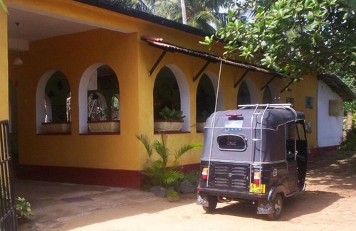 Dodanduwa Hotel | Beachside Retreat at Ravana Beach Cabanas with Breakfast