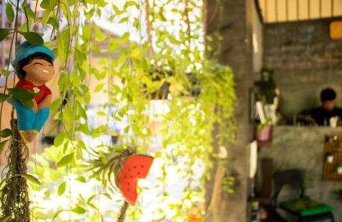 Ko Lanta House | Raven Blue: Oceanfront Retreat with High Guest Ratings