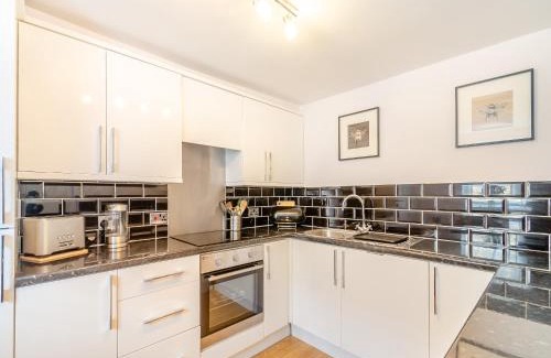 Barnard Castle House | Raven Cottage: Guest Rated 9.5, Pet and Child Friendly Retreat