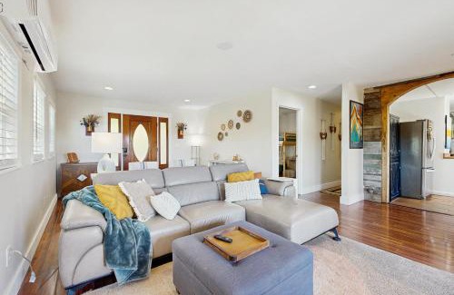 Clyde House | Raven Haven