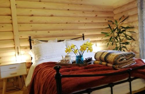 Ravenglass Ski Chalet | Idyllic Ravenglass Log Cabin - Guest Rated 9.8/10