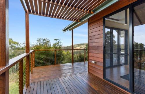 Ravensbourne Ski Chalet | Explore Ravensbourne Escape - Stella Luna: Family Friendly Retreat