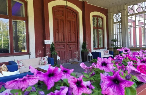 Kose House | Discover Ravila Manor: Family-Friendly Escape with Breakfast
