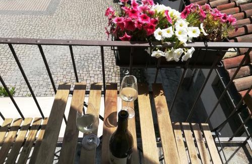 Verduno Apartment | Top-Rated Raviola e Tajarin with Kitchen & Breakfast Included