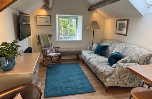 Pickering House | Rawcliffe Barn, King, 2 Guests