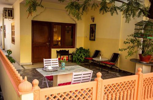 Sindhi Camp Hotel | Discover Rawla Rawatsar: 9.4 Star Rated with Great Amenities