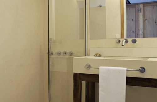 Puerto Piramides Hotel | Oceanfront Escape at Oceano Patagonia by Nordic
