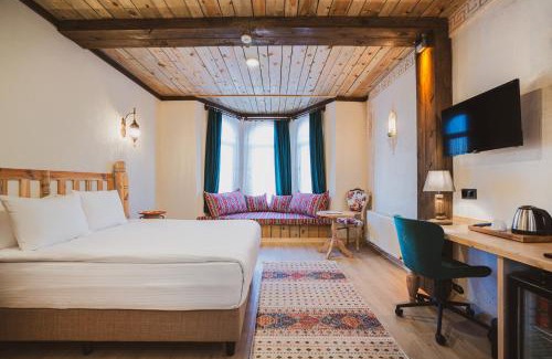 Artuklu Hotel | Elegant Raymar Hotels Mardin with Hot Tub & Restaurant