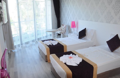 Manavgat Resort | Raymar Resort & Aqua: Ocean View with Pool and Spa Bliss