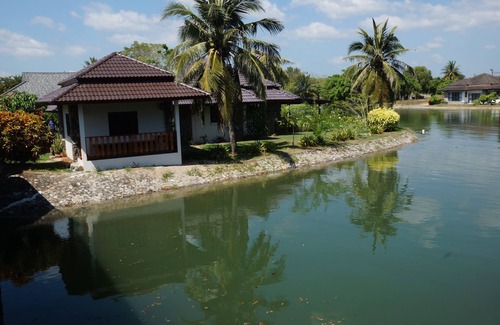 Kram Villa | Relaxing Rayong Pool Villas with Oceanfront Views