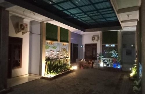 Probolinggo House | Budget-Friendly Stay at Raysha Guest House Awaits You