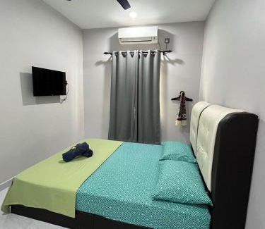 Kampung Merang House | Budget-Friendly Stay at Razak Guest House with Hot Tub
