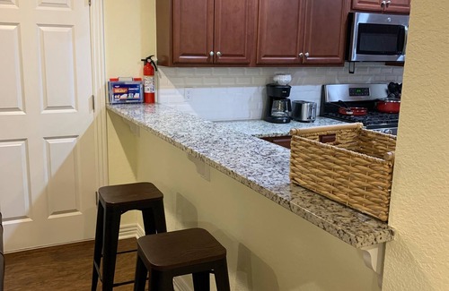 Fayetteville House | Razorback Retreat: 3BR Home Near UofA with Ocean Views