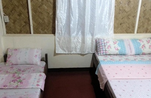 Coron Town Proper Hotel | Budget-Friendly RB Transient House with Breakfast & Kitchen