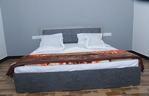 Maliya Hotel | Pet-Friendly RC Gir Resort with Breakfast for Families
