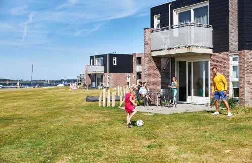 Kamperland Apartment | Discover RCN Vakantiepark de Schotsman: Family-Friendly Retreat
