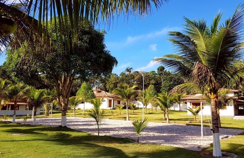 Porto Seguro House | Discover RCR Green Field: Pet-Friendly Ocean View Retreat