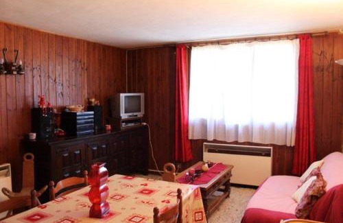 Pra Loup Ski Chalet | Pet-Friendly Rdc Chalet: Rated 9/10 for Family Comfort