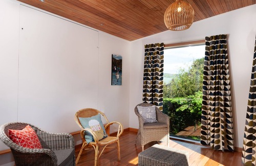 Akaroa House | Modern Kalamata Retreat with Oceanfront Pool & Breakfast