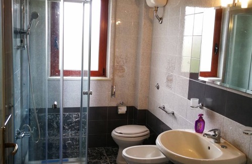 Crotone Bed & Breakfast | Eco-Friendly Re Mare B&B: Rated 10/10 with Family Amenities