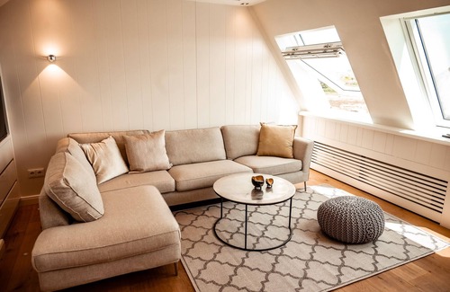 Kampen Apartment | Elegant Watthues Penthouse Junior Suite with Ocean View