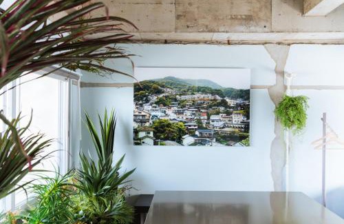 Sasebo Apartment | Kid-Friendly Retreat with Relaxing Hot Tub Amenities
