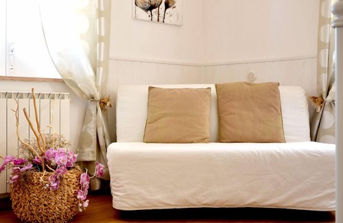 San Salvo Bed & Breakfast | Guest Rated 9.8: Re Umberto B&B with Family-Friendly Amenities