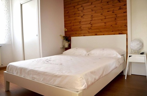 San Salvo Bed & Breakfast | Guest Rated 9.8: Re Umberto B&B with Family-Friendly Amenities