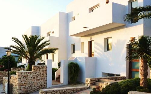 Agua Amarga Hotel | Discover Real Agua Amarga Las Villas - Guest Rated 9.3/10
