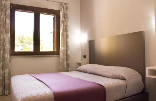Lu Bagnu Bed & Breakfast | Pet-Friendly Real B&B Primo Sole with Ocean Views