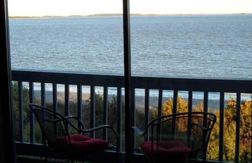 Tybee Island Condo | Panoramic Ocean View Retreat for Couples with Pool Access