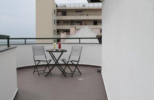 Costa de Caparica Hotel | Oceanfront Retreat at Real Caparica Hotel - Rated 8/10
