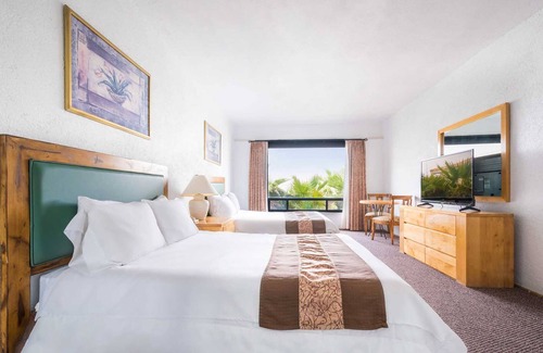 Real Del Mar Resort | Explore Real del Mar Hotel & Golf Resort with Pool & Spa
