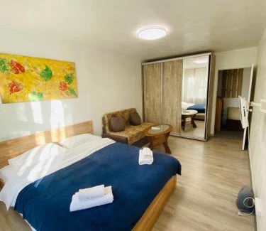Obolon' Apartment | Comfortable Real Home Apartments Near Geroiv Dnipra Metro