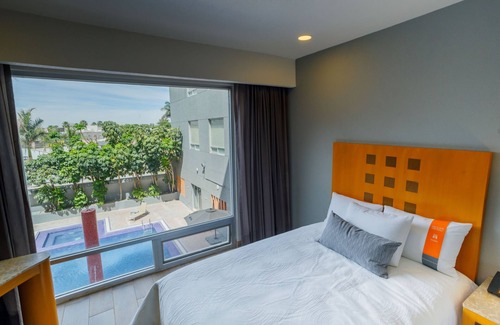 Torreon Hotel | Stylish Real Inn Torreón: Pool, Spa & 4-Star Comfort