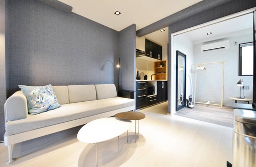 Ikejiri Apartment | Stylish 2BR Meguro River Retreat with Breakfast & Kitchen