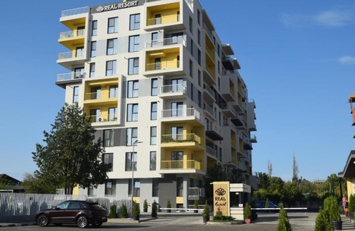 Ploiesti Apartment | Inviting Real Resort: 2-Bedroom Apartment in Residential Area