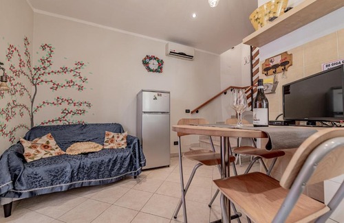 Saragozza-Porto Apartment | Cozy Realkasa Petit Chalet: Ideal for Family Getaways