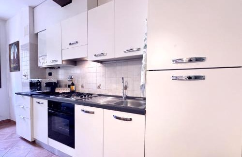 L'antico Ghetto Ebraico Apartment | Guest Rated: Realkasa Towers View with Child-Friendly Amenities