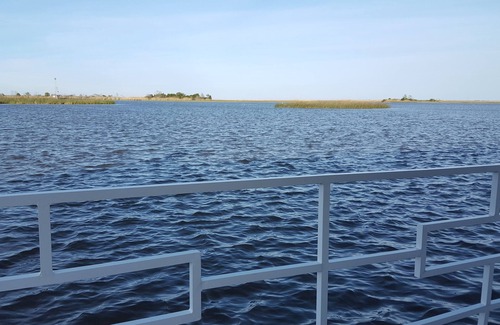 Apalachicola Boat Rental | Romantic Houseboat Escape on the Apalachicola River