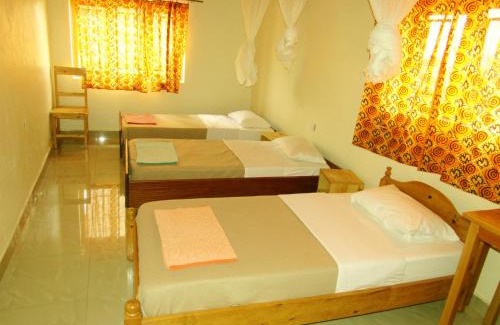Kibuye Resort | Rebero Kivu Resort: Pet-Friendly Retreat with Spa & Dining