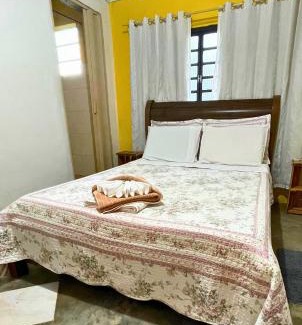 Nogueira House | Delightful Recanto Cheio de Cheiro: Pet-Friendly Escape