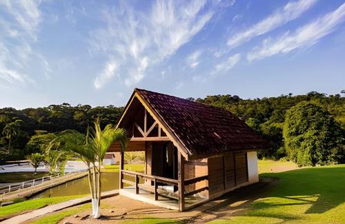 Eldorado Ski Chalet | Inviting Chalés at Recanto das Águas, Surrounded by Nature