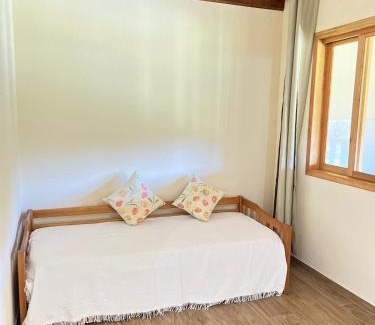 Sao Roque House | Discover Recanto Das Borboletas: Oceanfront Pet-Friendly Haven