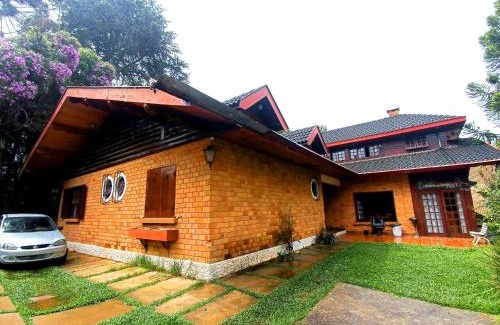 Loteamento Jardim Veu da Noiva House | Pet-Friendly Retreat at Recanto das Estrelas - 8/10 Rating