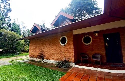 Loteamento Jardim Veu da Noiva House | Pet-Friendly Retreat at Recanto das Estrelas - 8/10 Rating