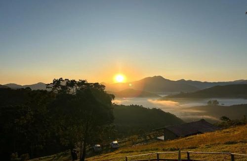 Aiuruoca Cabin | Child-Friendly Retreat at Recanto das Estrelas - Rated 9.5