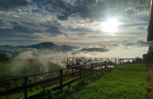 Aiuruoca Cabin | Child-Friendly Retreat at Recanto das Estrelas - Rated 9.5