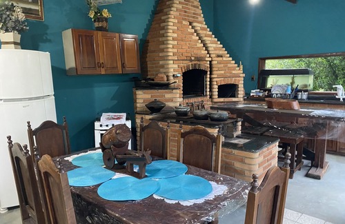Quatis Cottage | Pet-Friendly Retreat at Recanto das Orquídeas Hospedagem